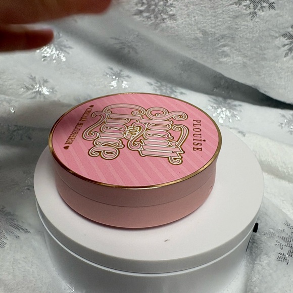 P.Louise Spoilt For Choice Cream Blusher — Soft Nude Pink - Picture 3 of 7